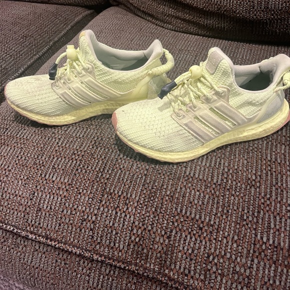 adidas gazelle silver green womens Adidas Men IVP Ultra Boost OG Shoes main image 1